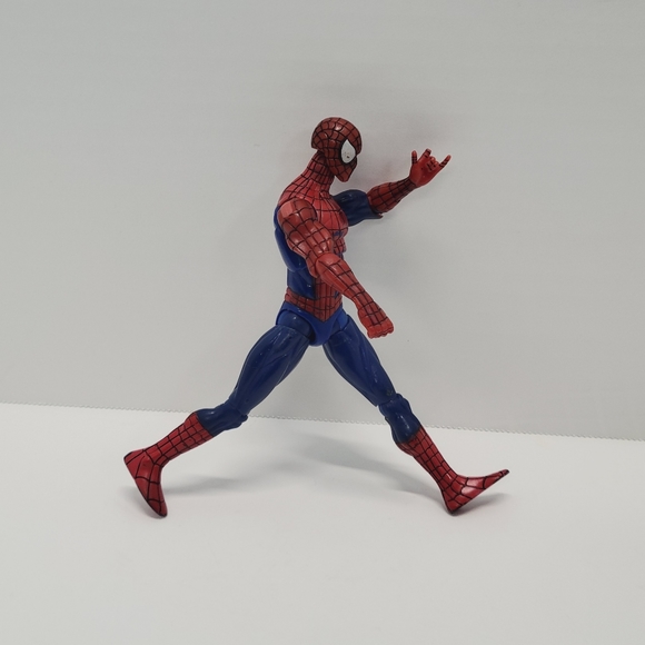 2009 Spider-Man Retro Marvel Legends 6" Action Figure - Picture 5 of 12